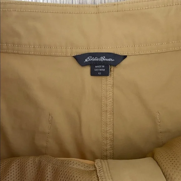 Bundle Eddie Bauer Women’s Cargo Shorts Size 12 5” Inseam (2 Pair) - Picture 3 of 13